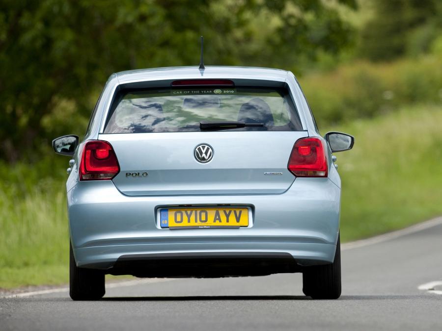  Volkswagen Polo 5-Door BlueMotion 2010 года  (UK) (фото 6 из 11)